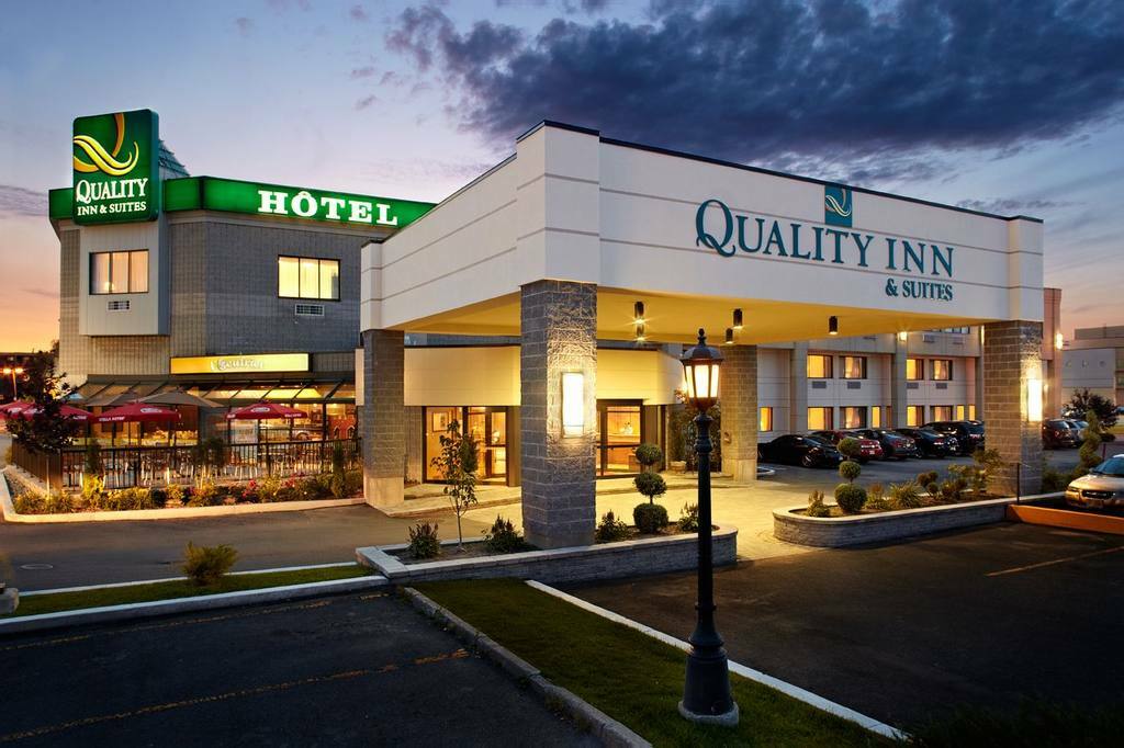 Quality Inn & Suites Brossard Exterior foto